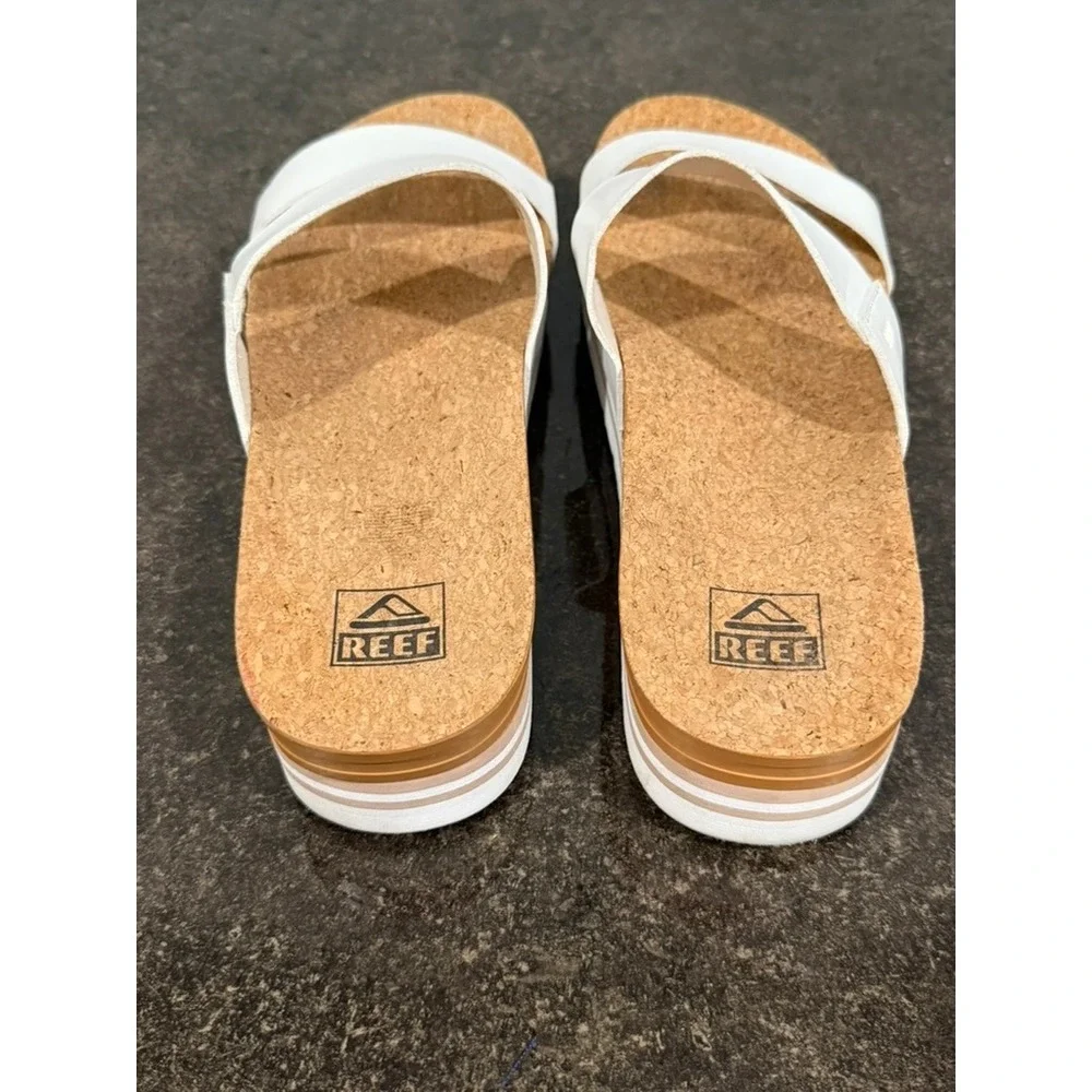 Reef Vista Hi Platform Sandals Womens 9 White Cork Two Strap Slides